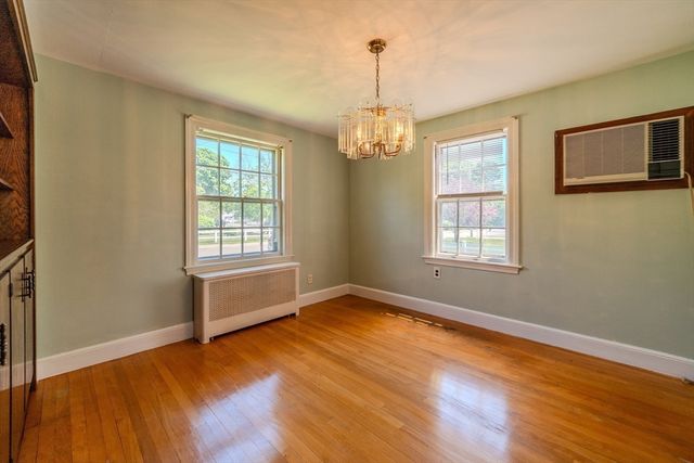 113 Oak St, Weymouth, MA 02190