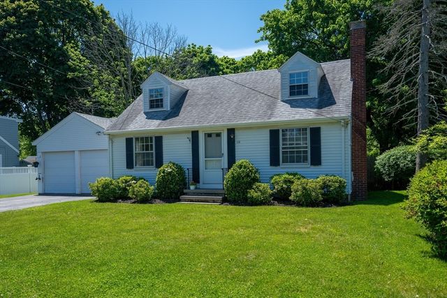113 Oak St, Weymouth, MA 02190