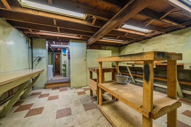 113 Oak St, Weymouth, MA 02190