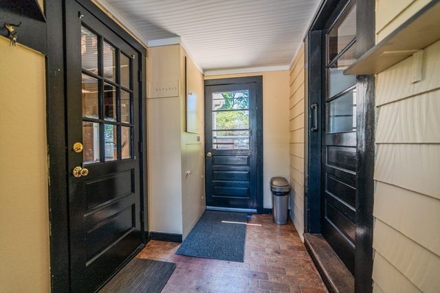 113 Oak St, Weymouth, MA 02190