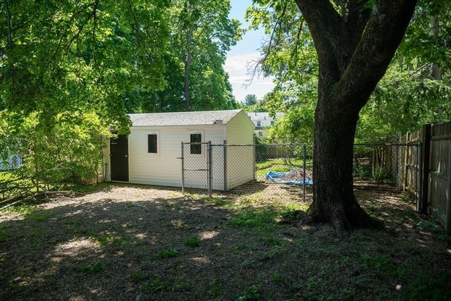 113 Oak St, Weymouth, MA 02190