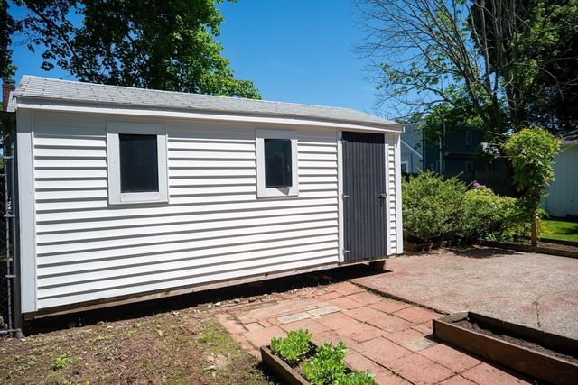 113 Oak St, Weymouth, MA 02190