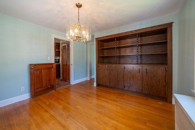 113 Oak St, Weymouth, MA 02190