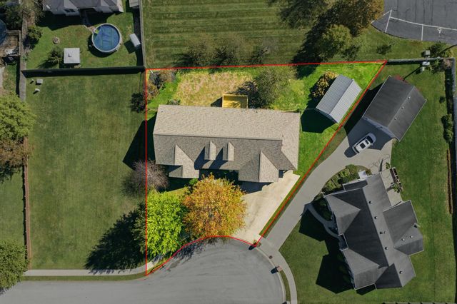 5109 Pebble Beach Court, Lawrenceburg, KY 40342
