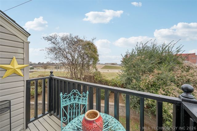 1227 S Lawton Avenue 14, Tulsa, OK 74127