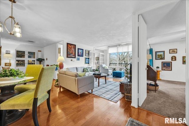 4444 N Knoxville Ave Apt 407, Peoria, IL 61614