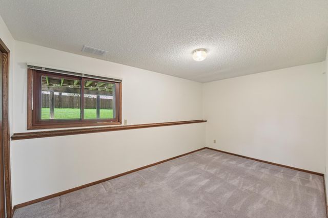 4341 Medary Avenue, Eagan, MN 55122