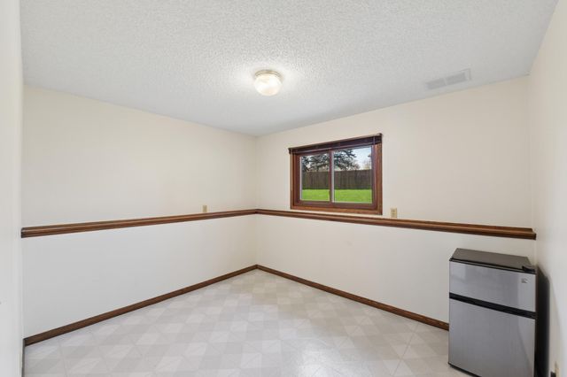 4341 Medary Avenue, Eagan, MN 55122