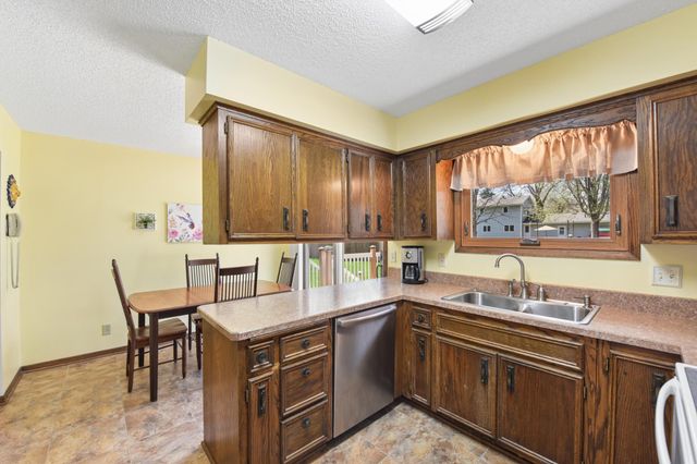 4341 Medary Avenue, Eagan, MN 55122