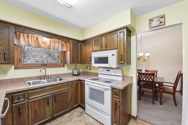 4341 Medary Avenue, Eagan, MN 55122