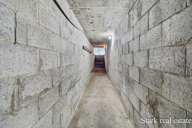 3865 W Giles Road, Laketon Twp, MI 49445