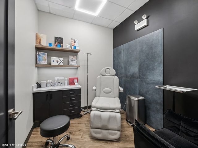 3916 N Broadway Street 1, Chicago, IL 60613