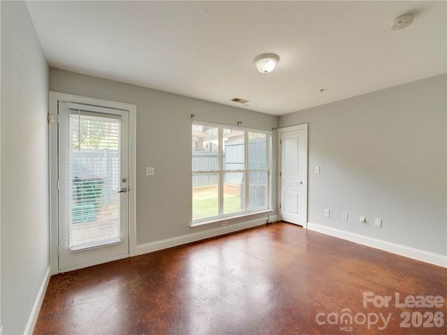 927 Garden District Drive, Charlotte, NC 28202