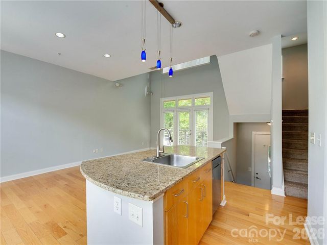 927 Garden District Drive, Charlotte, NC 28202