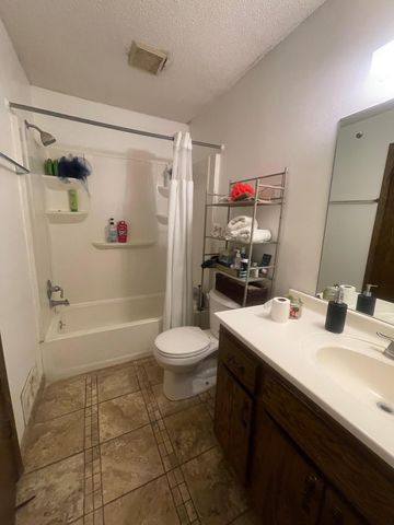 6009 64th Avenue N, Brooklyn Park, MN 55429