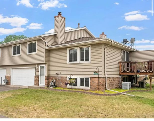 6009 64th Avenue N, Brooklyn Park, MN 55429