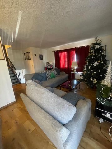 6009 64th Avenue N, Brooklyn Park, MN 55429