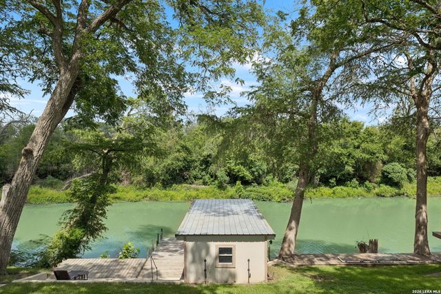 180 Wampum Way, Seguin, TX 78155