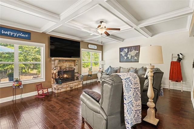 451 Homestead Circle, Forsyth, GA 31029