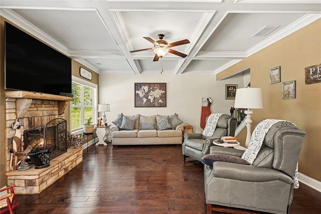 451 Homestead Circle, Forsyth, GA 31029