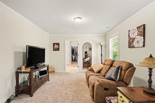 451 Homestead Circle, Forsyth, GA 31029