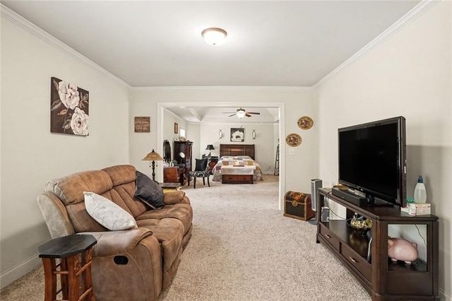 451 Homestead Circle, Forsyth, GA 31029