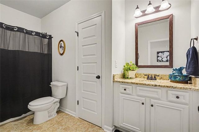 451 Homestead Circle, Forsyth, GA 31029