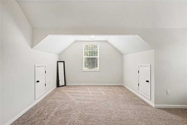 451 Homestead Circle, Forsyth, GA 31029