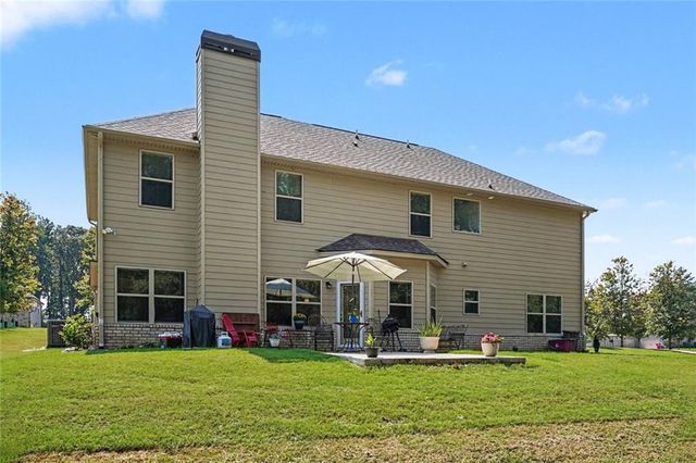 451 Homestead Circle, Forsyth, GA 31029