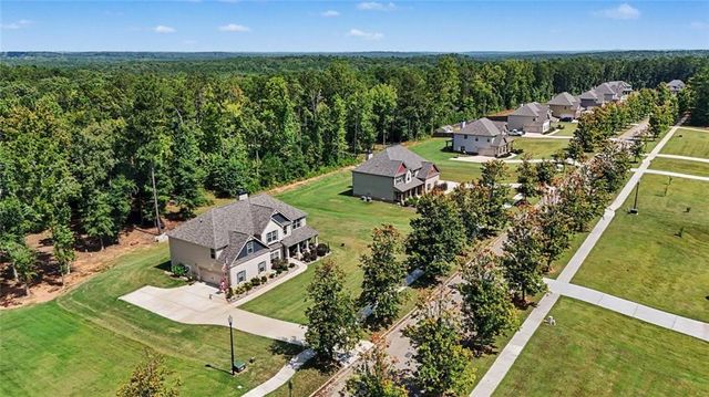 451 Homestead Circle, Forsyth, GA 31029