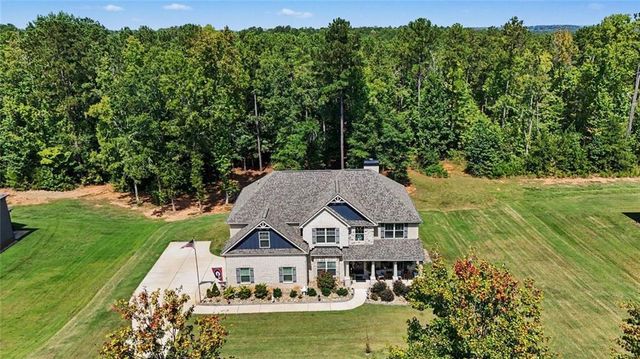 451 Homestead Circle, Forsyth, GA 31029