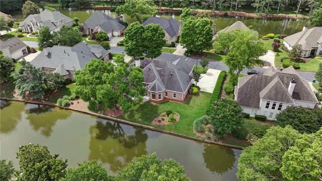 8980 Etching Overlook, Johns Creek, GA 30097
