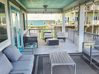 3502 7 1/2 Mile Road, Galveston, TX 77554