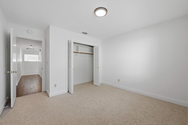 1812 Summerhill Dr, Roseville, CA 95661