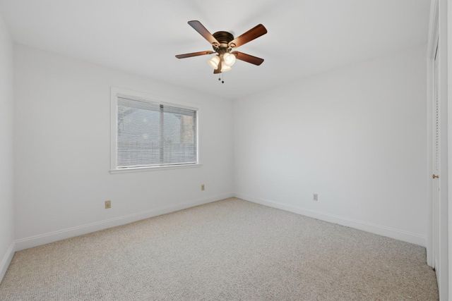 1812 Summerhill Dr, Roseville, CA 95661