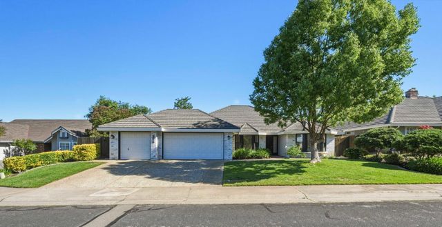 1812 Summerhill Dr, Roseville, CA 95661