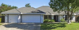 1812 Summerhill Dr, Roseville, CA 95661