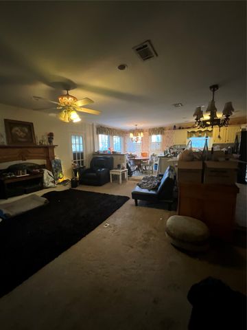 4106 Hollow Oak Drive, Euless, TX 76040