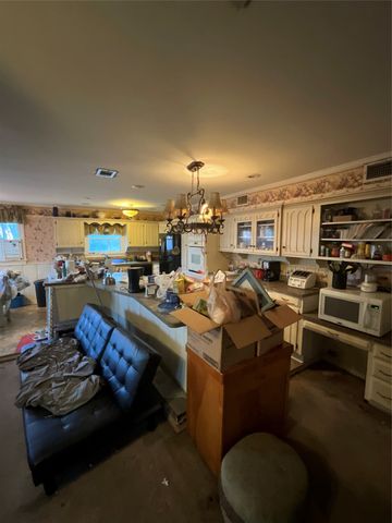 4106 Hollow Oak Drive, Euless, TX 76040