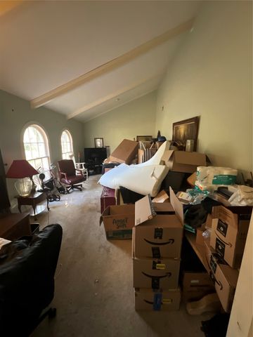 4106 Hollow Oak Drive, Euless, TX 76040