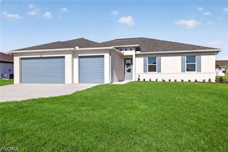 1902 NW 19th AVE, Cape Coral, FL 33993