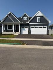 19301 Everglade Path, Farmington, MN 55024