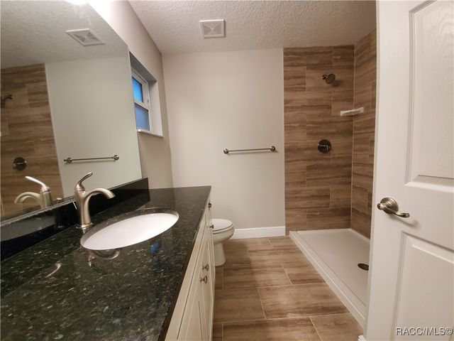 8687 N Paradisea Drive, Citrus Springs, FL 34433