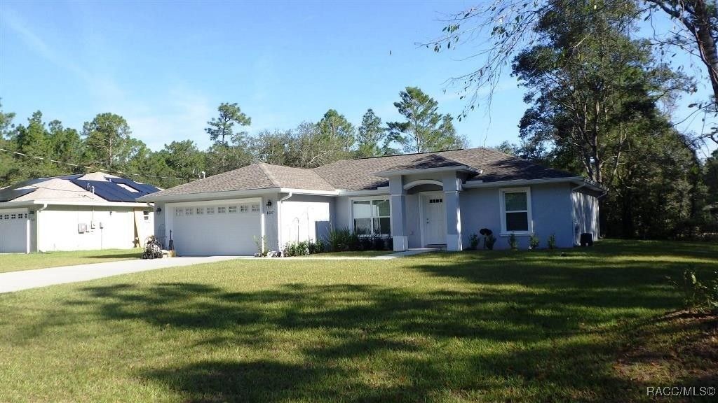 8687 N Paradisea Drive, Citrus Springs, FL 34433