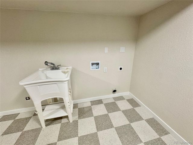 2643 S Wadsworth Circle 25, Denver, CO 80227