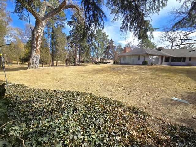 2643 S Wadsworth Circle 25, Denver, CO 80227