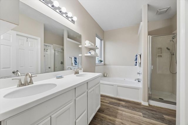 2003 Lavender Hill Court, Pearland, TX 77581