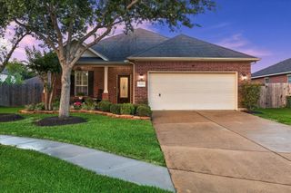 2003 Lavender Hill Court, Pearland, TX 77581
