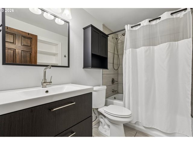 14946 Sw 109TH Ave, Portland, OR 97224