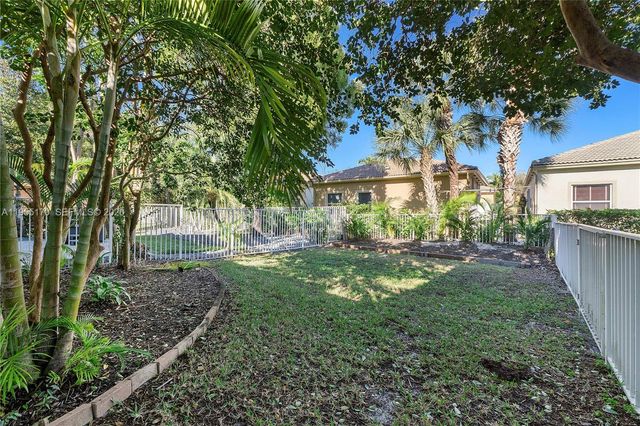 5661 NW 125th Ave 5661, Coral Springs, FL 33076